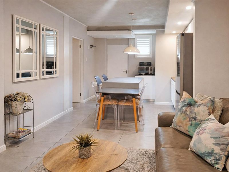 Available immediately! Beautifully Furnished 2-bed, 2-bath apartment to let in Sibaya Precinct - Photo 9