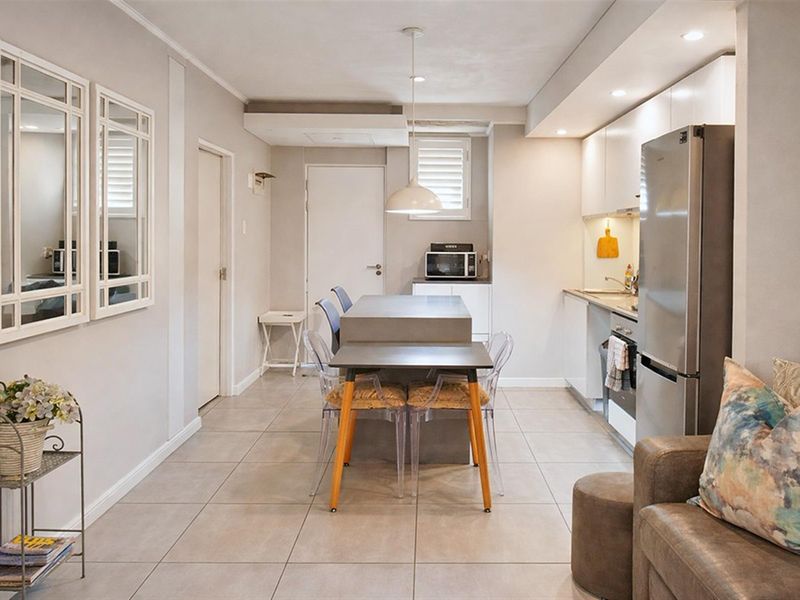 Available immediately! Beautifully Furnished 2-bed, 2-bath apartment to let in Sibaya Precinct - Photo 8