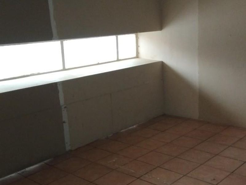 Retail Space To Rent in Florida, Roodepoort - Photo 3