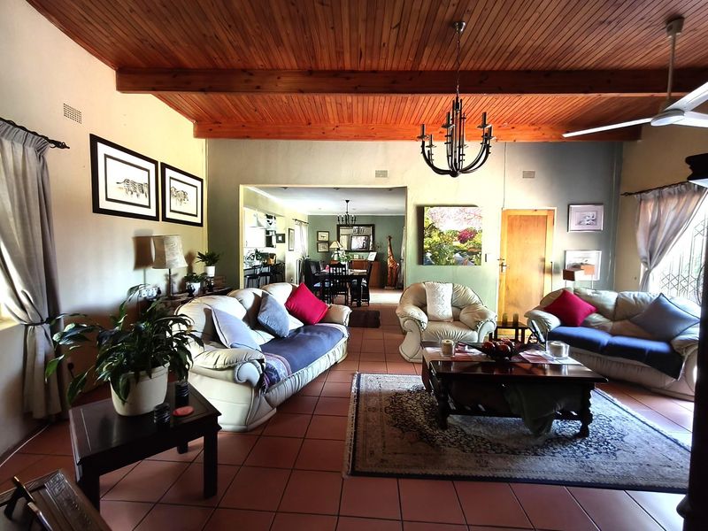Income-Generating Airbnb, Smallholding Near University of Mpumalanga - Photo 10