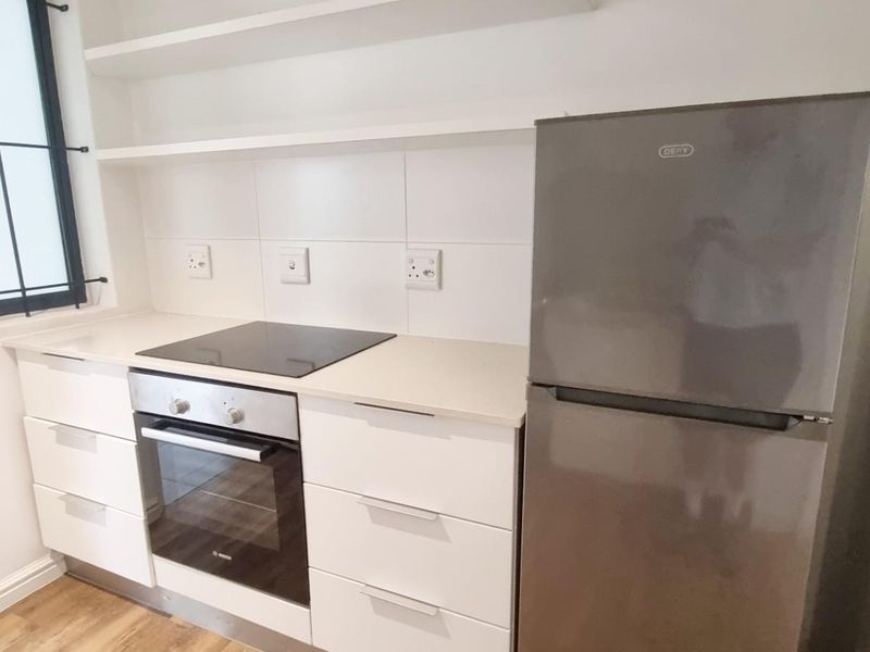 Modern 2 bed 2 bath apartment available - Newlands Terrace, Newlands - Photo 5