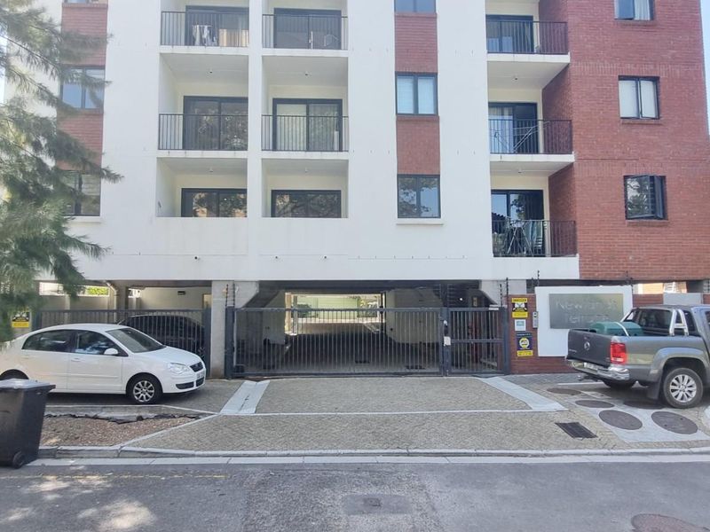 Modern 2 bed 2 bath apartment available - Newlands Terrace, Newlands - Photo 2