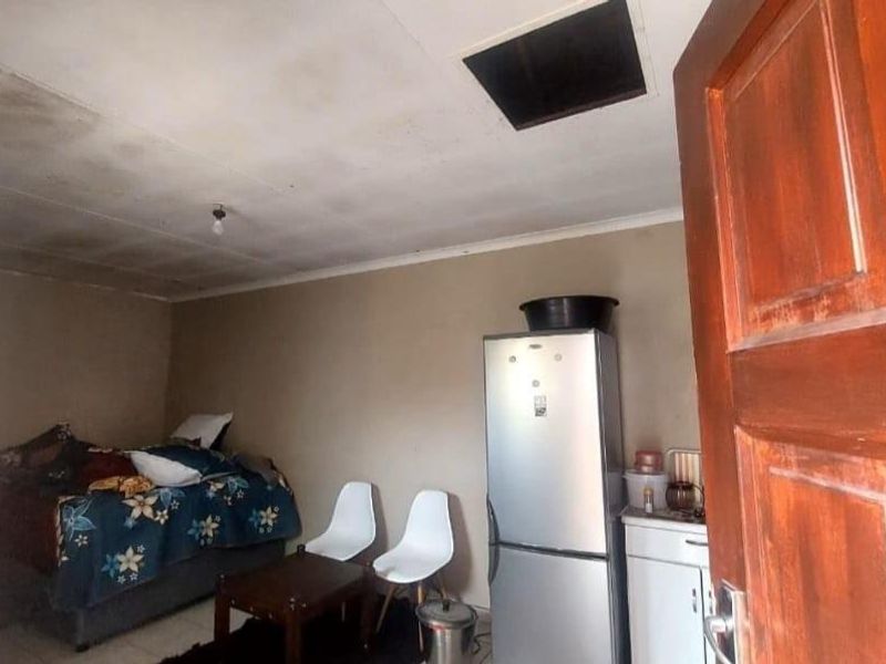 House For Sale in Tasbet Park Ext 1, Tasbet Park, Witbank - Photo 8