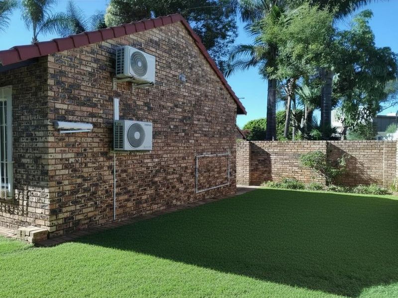 Spacious 3-Bedroom Facebrick Simplex with Private Garden and Double Garage in Quaint Secure Complex - Photo 4