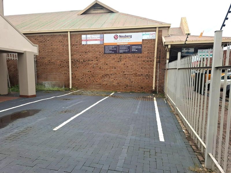 Commercial Office Space To Let - Photo 9