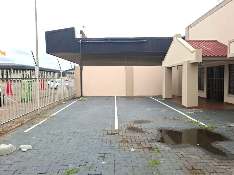 Commercial Office Space To Let - Photo 7