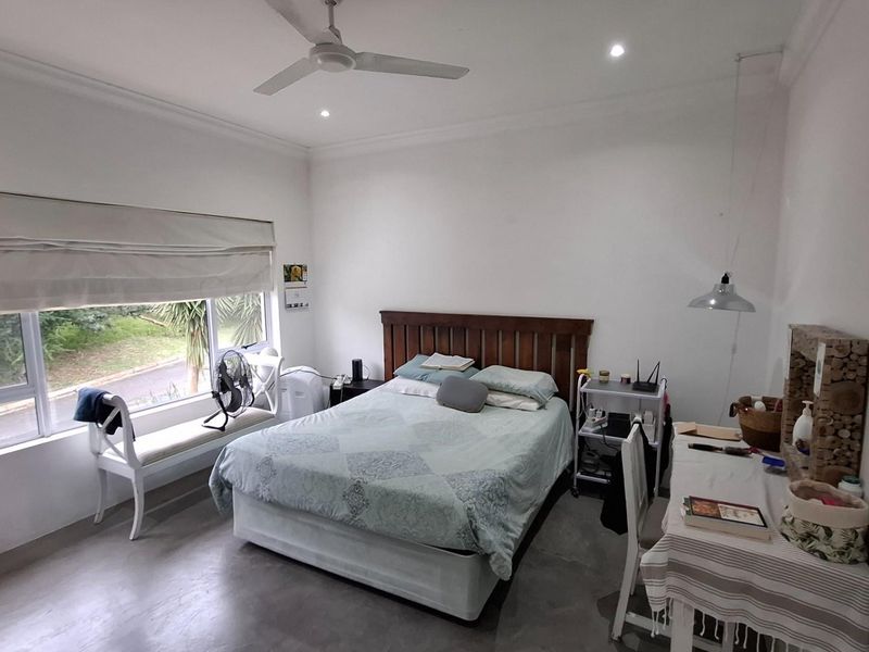 SHELLY BEACH STUNNING PROPERTY IN A SAFE ESTATE - Photo 5