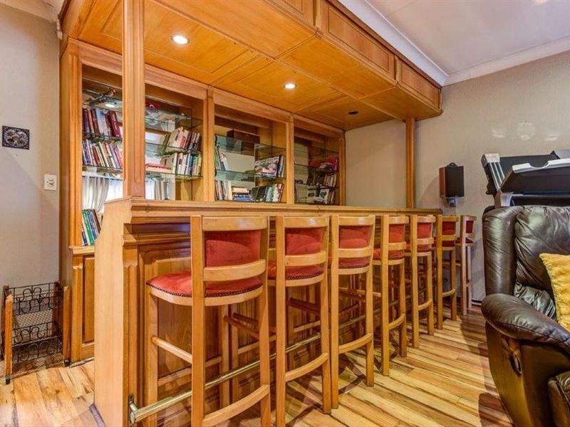 House For Sale in Van Riebeeck Park, Kempton Park - Photo 10
