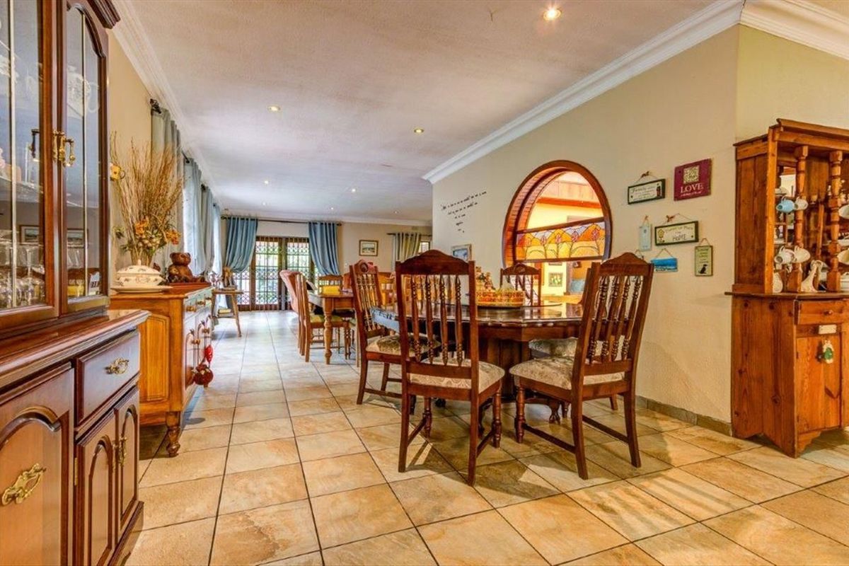 House For Sale in Van Riebeeck Park, Kempton Park - Photo 5