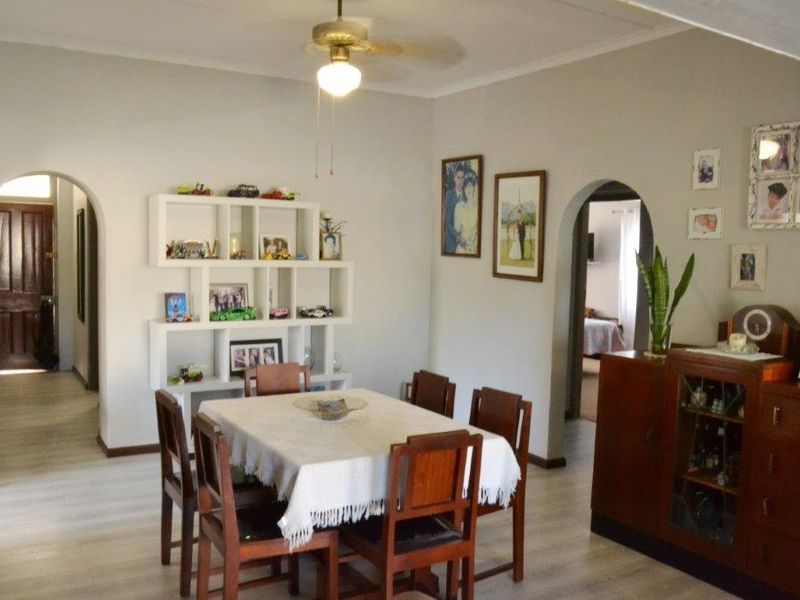 Modern Old Lady - 200 sqm house in Porterville on 957 sqm erf - Photo 9