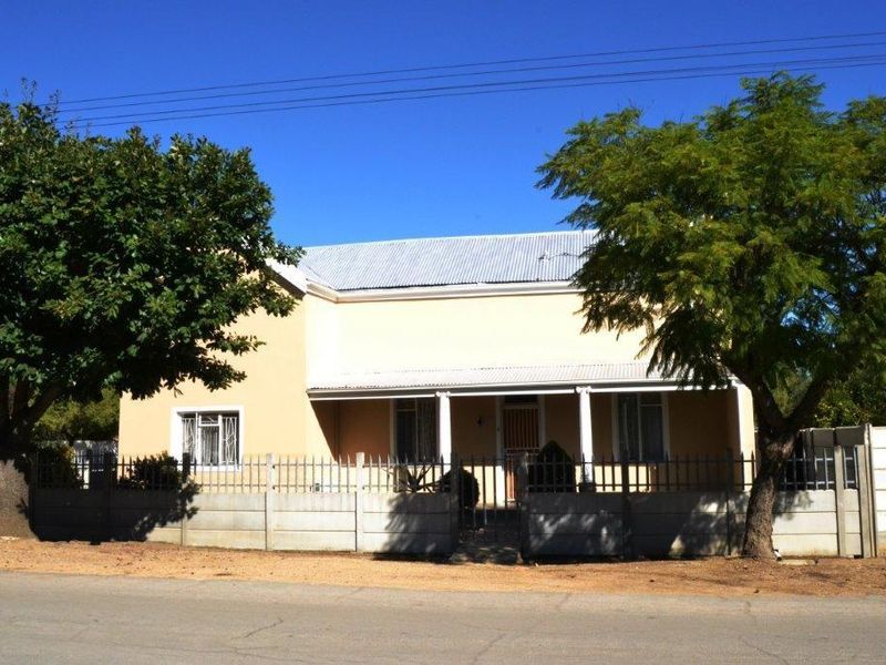 Modern Old Lady - 200 sqm house in Porterville on 957 sqm erf - Photo 2