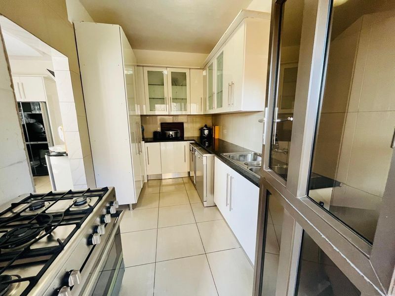 House To Rent in Magaliesberg Country Estate, Amandasig, Akasia - Photo 5