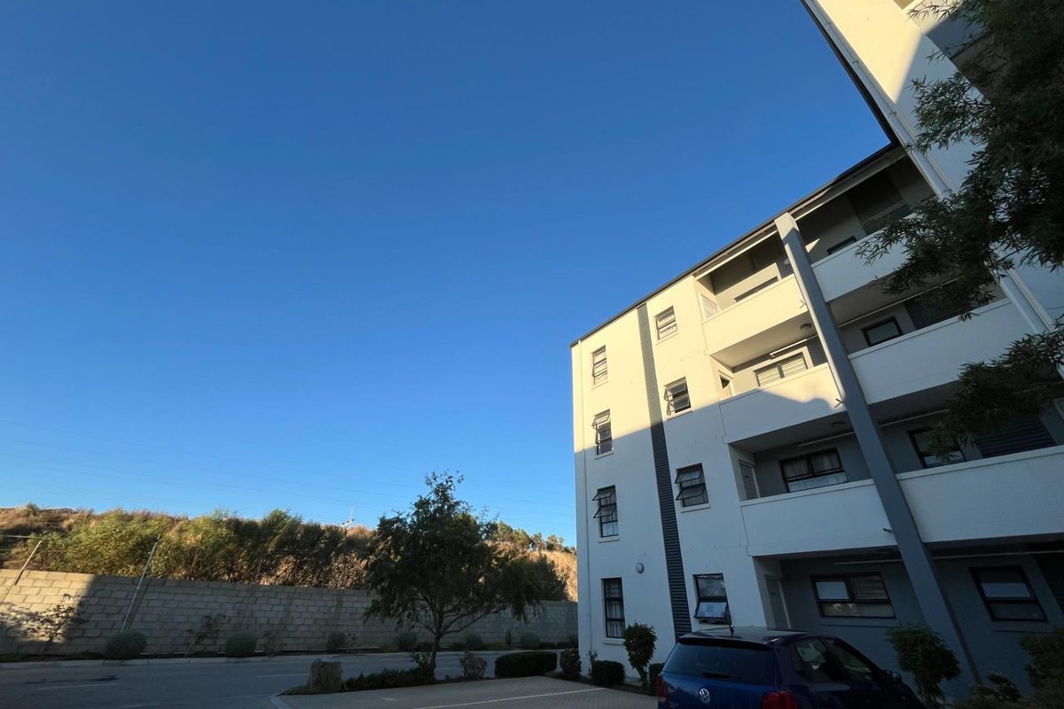 Apartment For Sale in Aan de Wijnlanden, Stellenbosch - Photo 3
