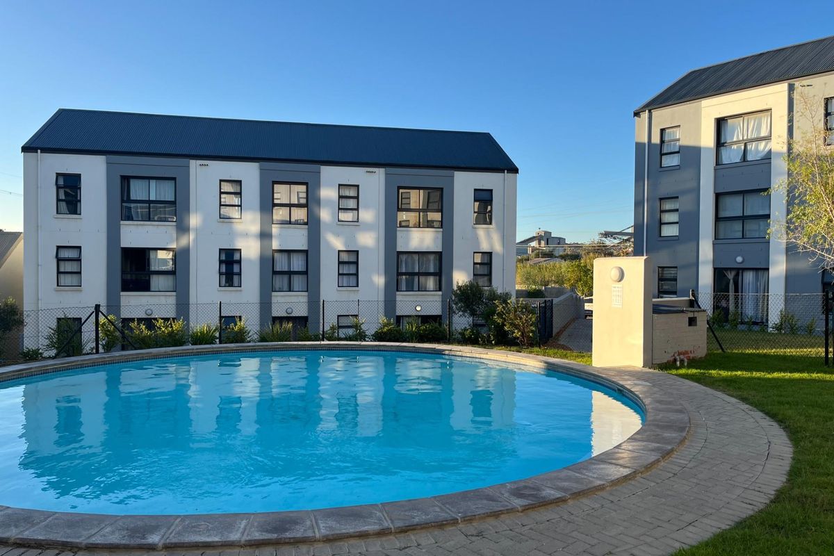 Apartment For Sale in Aan de Wijnlanden, Stellenbosch - Photo 2
