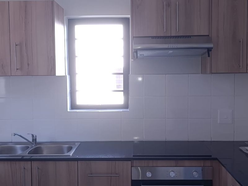 3 Bedroom Semi Detached Dbl Story House For Sale - Photo 5