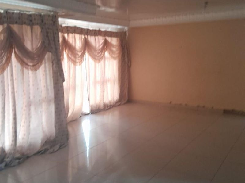 2 bedroom HouseFor Sale in Polokwane Rural, Kwena Moloto - Photo 9