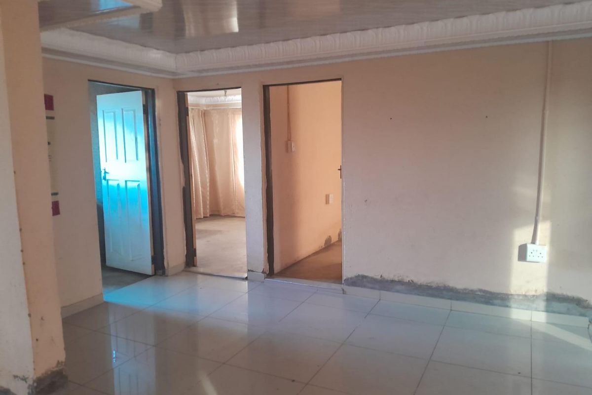 2 bedroom HouseFor Sale in Polokwane Rural, Kwena Moloto - Photo 4