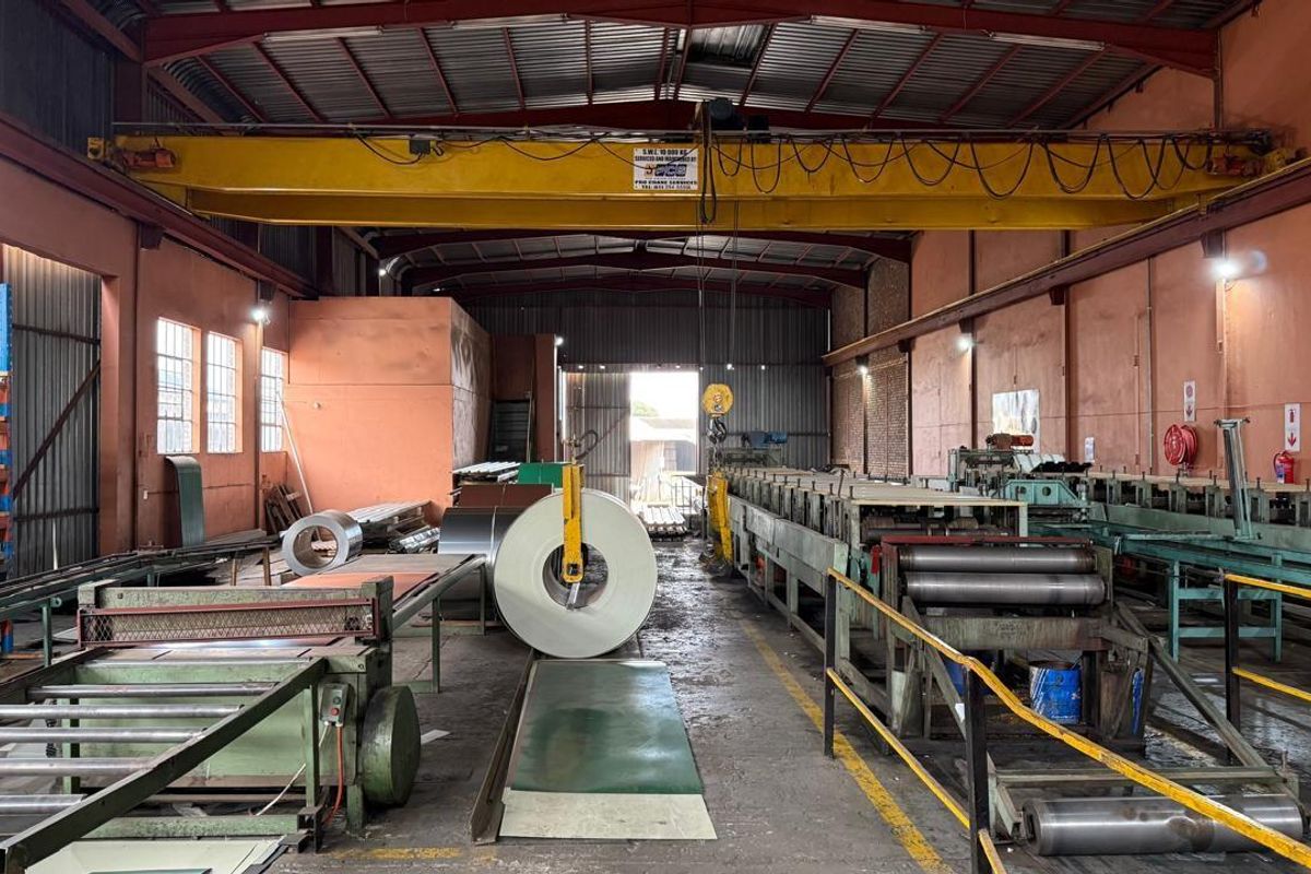 Industrial Workshop For Sale - Photo 3