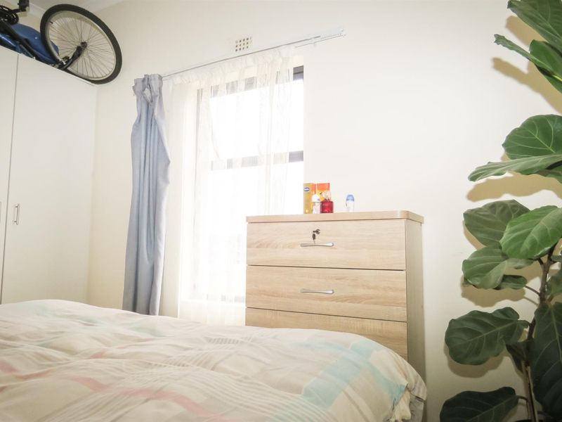 Secure 2-Bedroom Apartment To Rent | Prime Location Near MyCiTi - Photo 9
