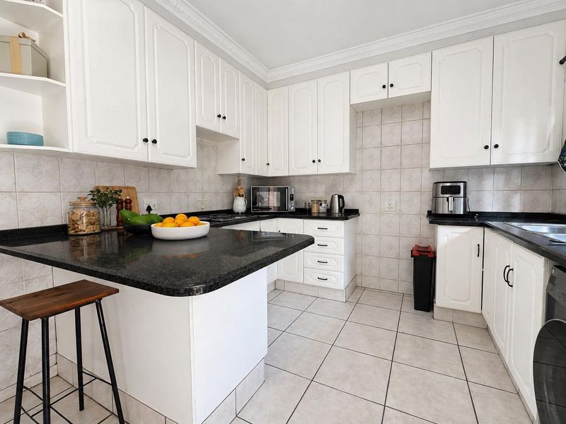 3 Bedroom Townhouse for Sale in Brits | Near Brits High School | Sole Mandate - Photo 7