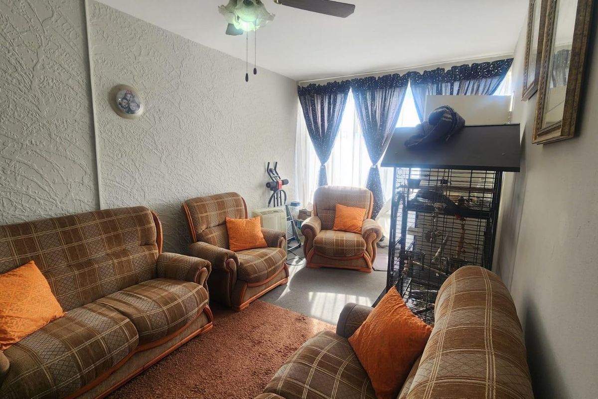 Affordable 1-Bedroom Apartment in the Heart of Brakpan Central - Photo 3