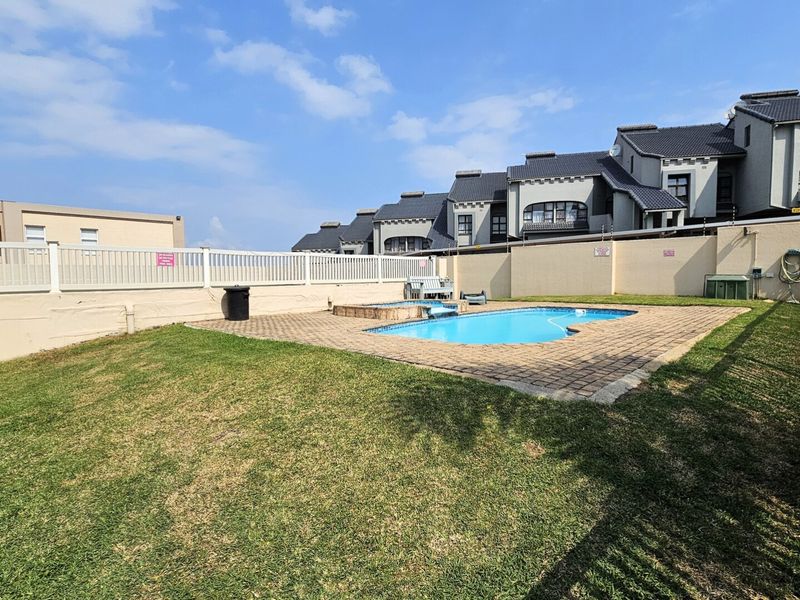 Beachfront Bliss - Photo 2