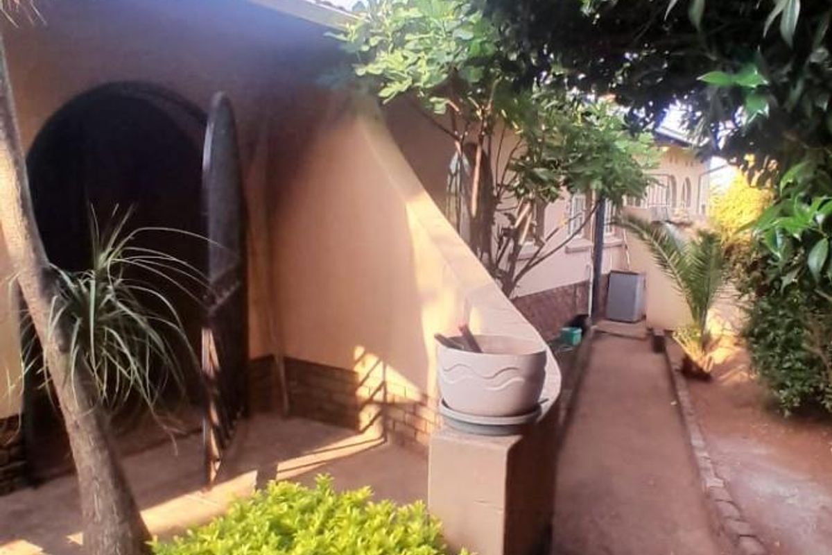 3 Bedroom House To Rent - Photo 5