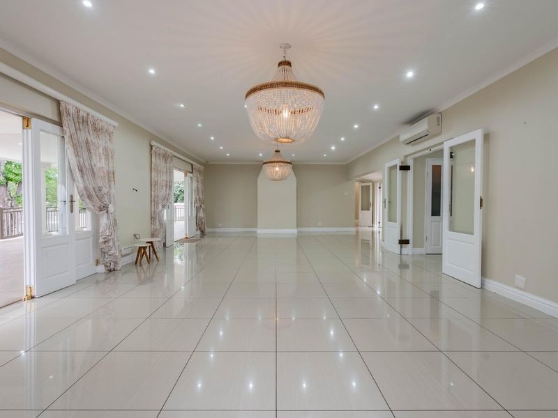 Exclusive Luxury Dual-Living Masterpiece in the Heart of Kloof - Photo 8