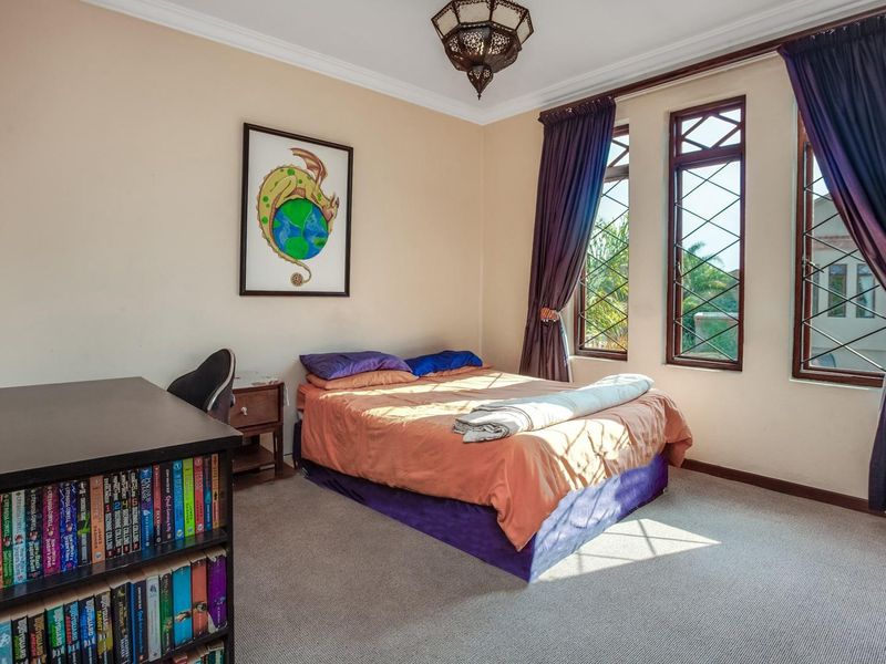 4 Bed 2.5 Bath Largest Townhouse Potential 5th Bedroom Eagle Canyon Golf Estate, Roodepoort - Photo 10
