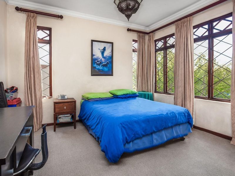 4 Bed 2.5 Bath Largest Townhouse Potential 5th Bedroom Eagle Canyon Golf Estate, Roodepoort - Photo 9