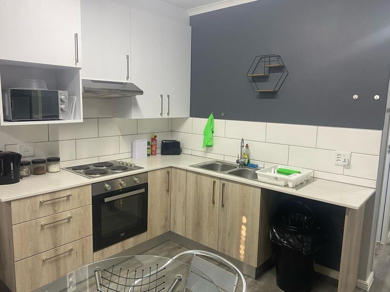 Self-catering Fully Furnished - 2 Bed Apartment To Rent in Haasendal, Kuils River - Photo 5