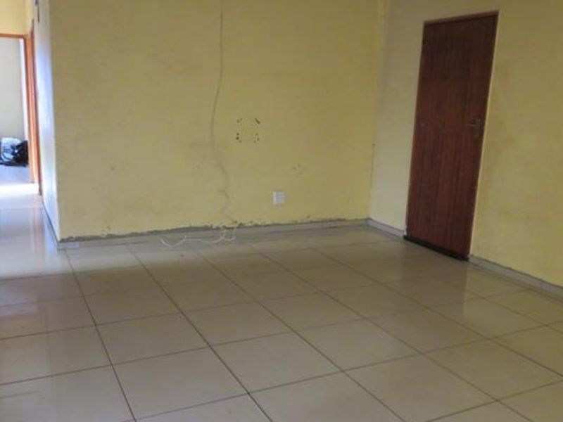 3 Bedroom House To Rent Tembisa - Photo 9