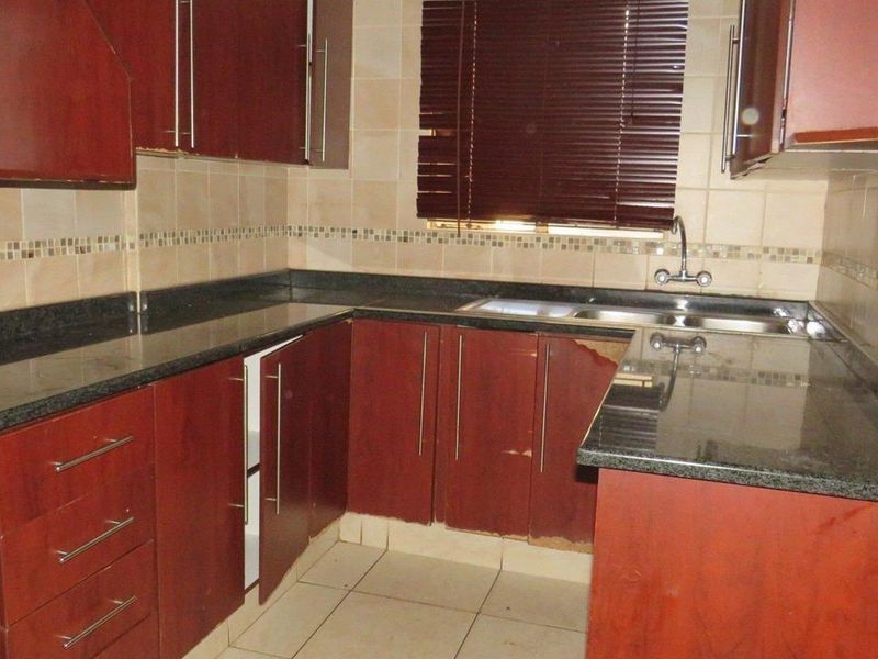3 Bedroom House To Rent Tembisa - Photo 5