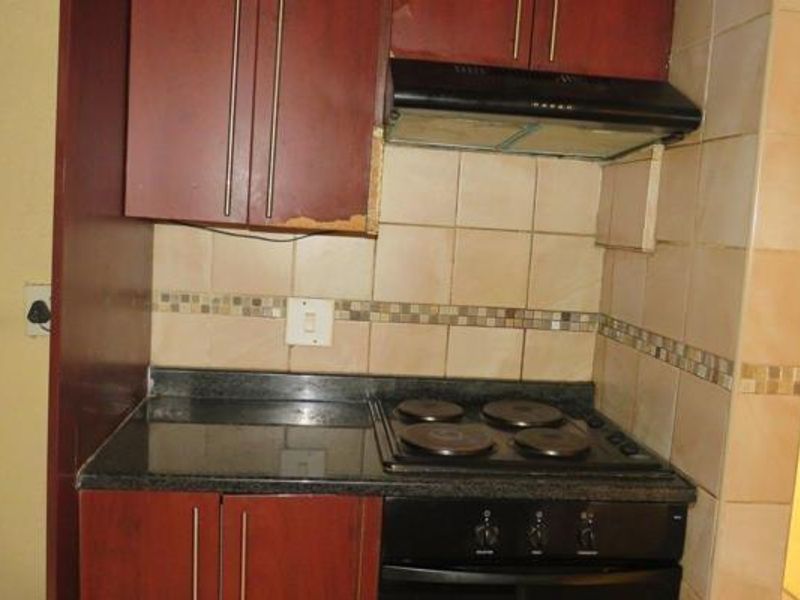 3 Bedroom House To Rent Tembisa - Photo 4
