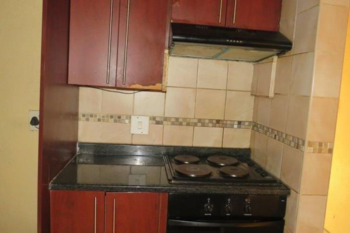 3 Bedroom House To Rent Tembisa - Photo 4