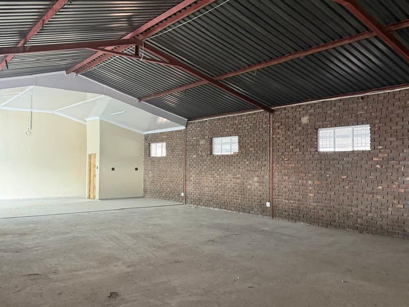 Factory To Rent in Groenkol, Middelburg - Photo 1