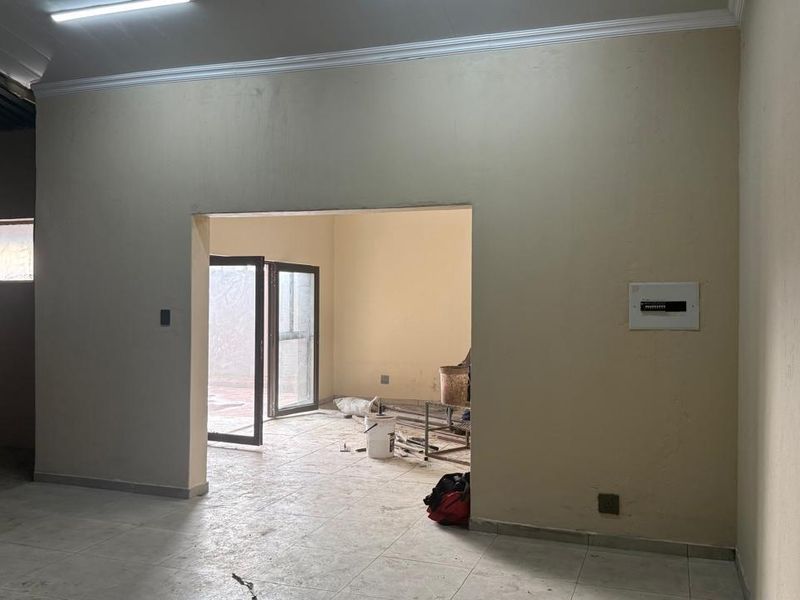 Factory To Rent in Groenkol, Middelburg - Photo 6