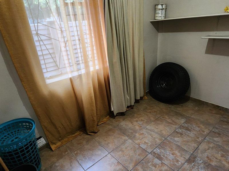 3 Bed House For Sale in East Lynne, Pretoria - Photo 10
