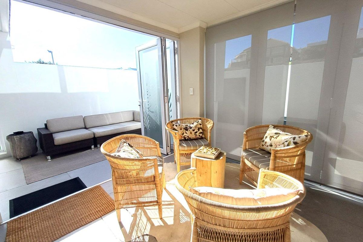 House For Sale in Yzerfontein - Photo 4