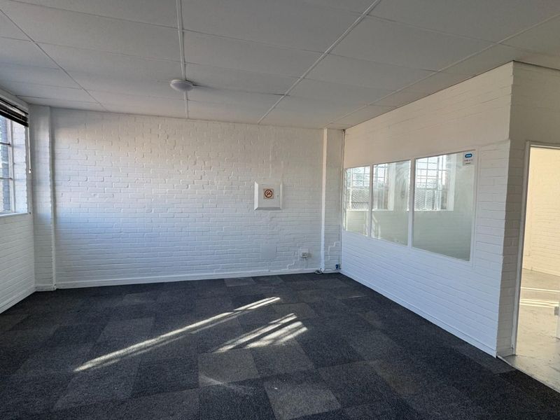 300m2 Warehouse To Let | Maitland Industrial Park | Secure, Functional with Great Natural Sunlight - Photo 7