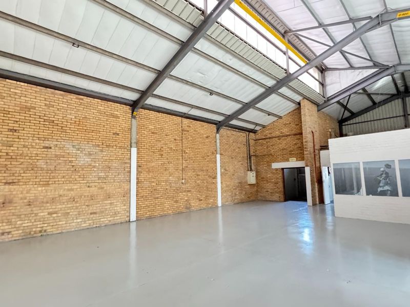 300m2 Warehouse To Let | Maitland Industrial Park | Secure, Functional with Great Natural Sunlight - Photo 2