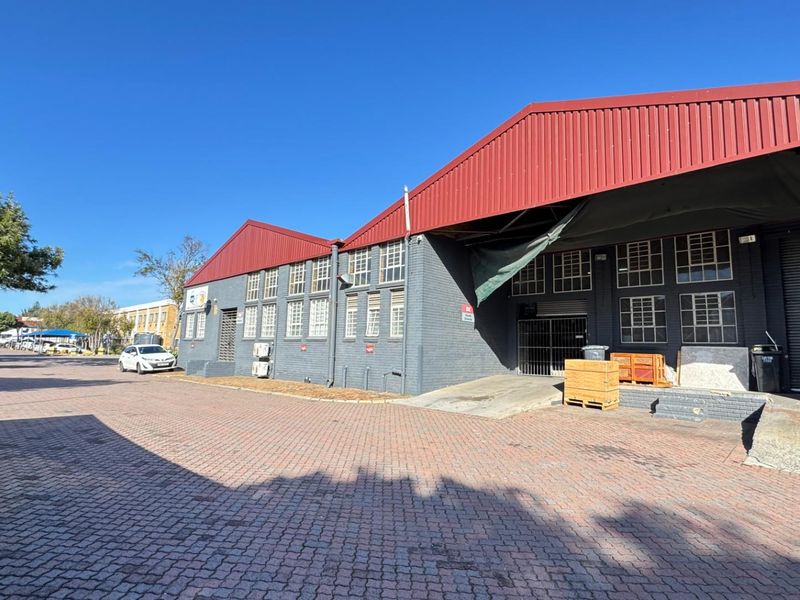 Neat and Secure 474m2 Warehouse To Let in Maitland Industrial Park | Cape Town - Photo 8