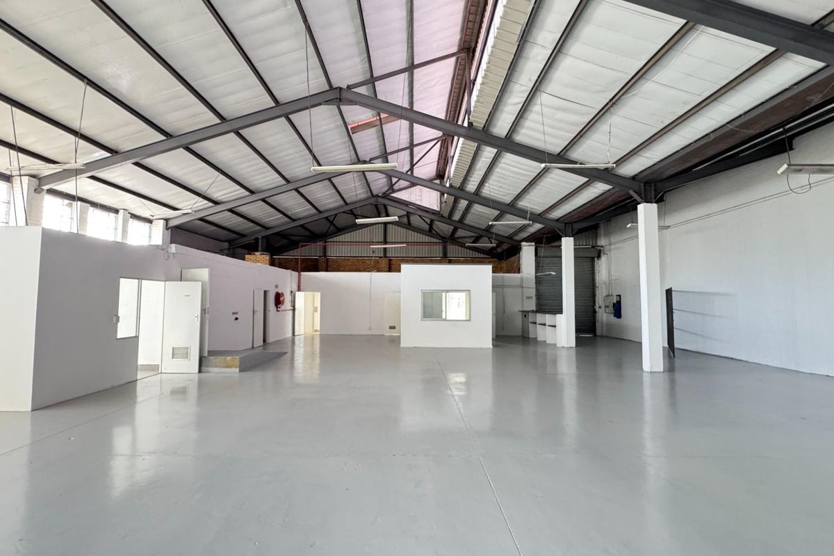 Neat and Secure 474m2 Warehouse To Let in Maitland Industrial Park | Cape Town - Photo 2