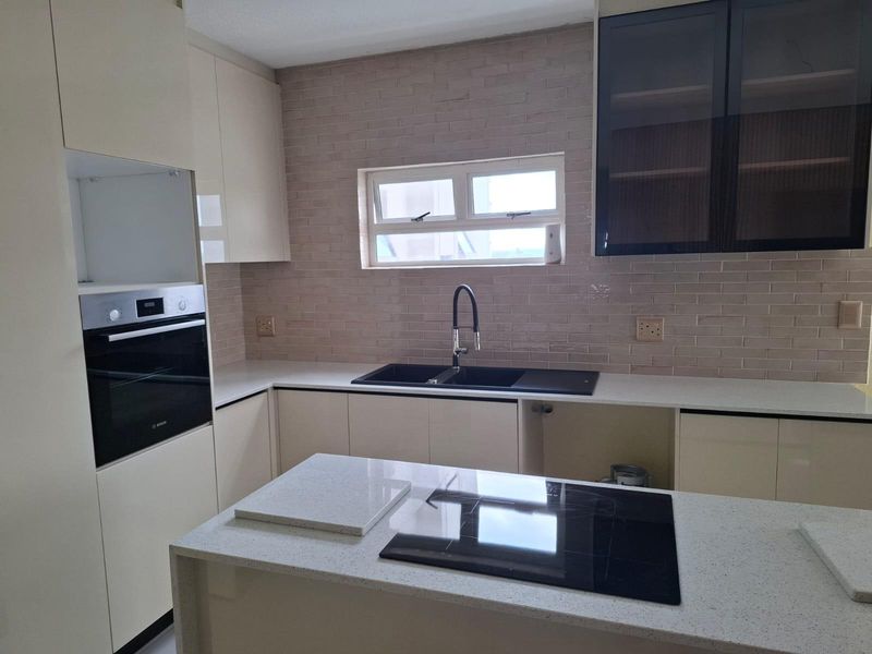 3 Bedroom 2 Bathroom Airbnb Ready Apartment for Sale - Photo 7