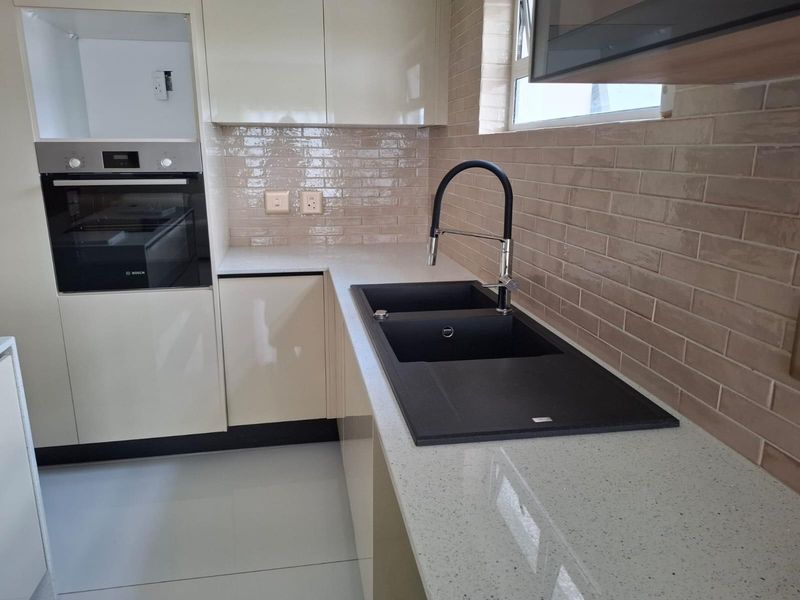 3 Bedroom 2 Bathroom Airbnb Ready Apartment for Sale - Photo 4
