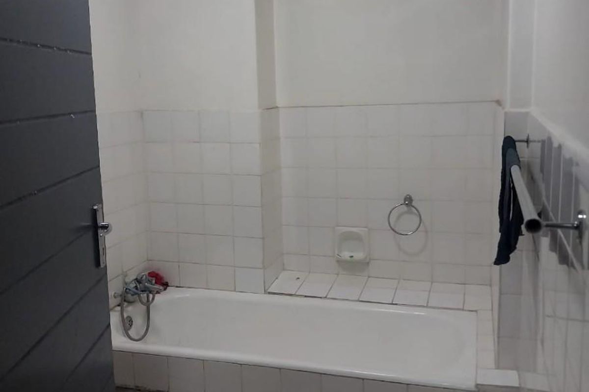 Apartment For Sale in Sunnyside, Pretoria - Photo 4