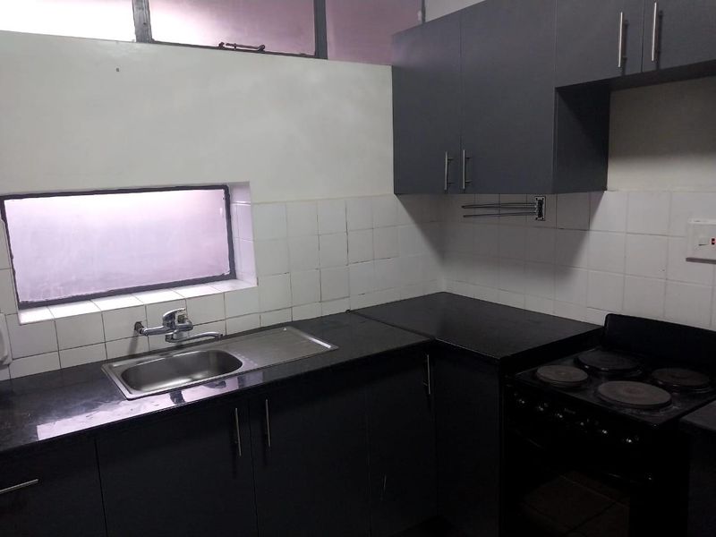 Apartment For Sale in Sunnyside, Pretoria - Photo 9