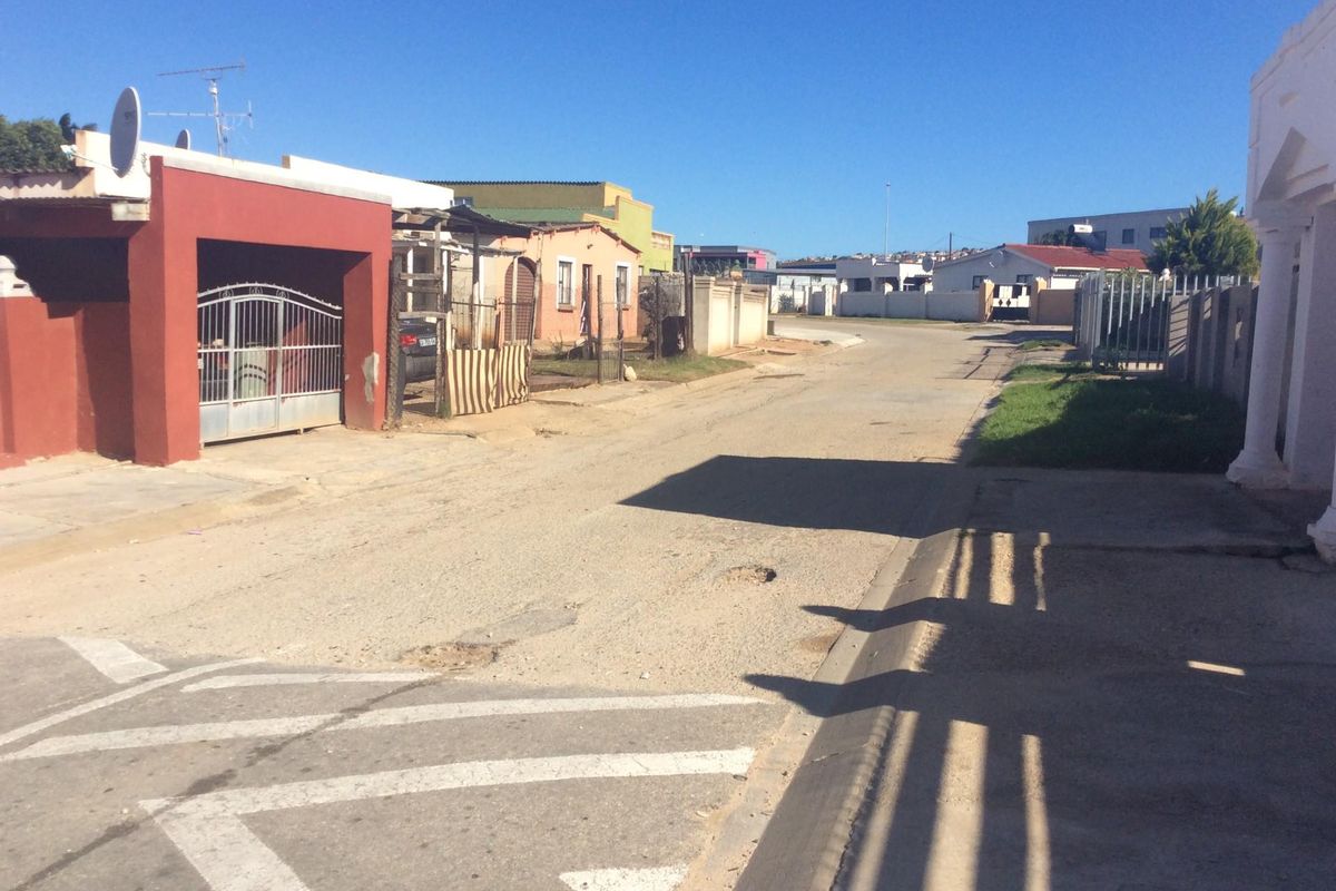House For Sale in KwaNobuhle, Uitenhage - Photo 4