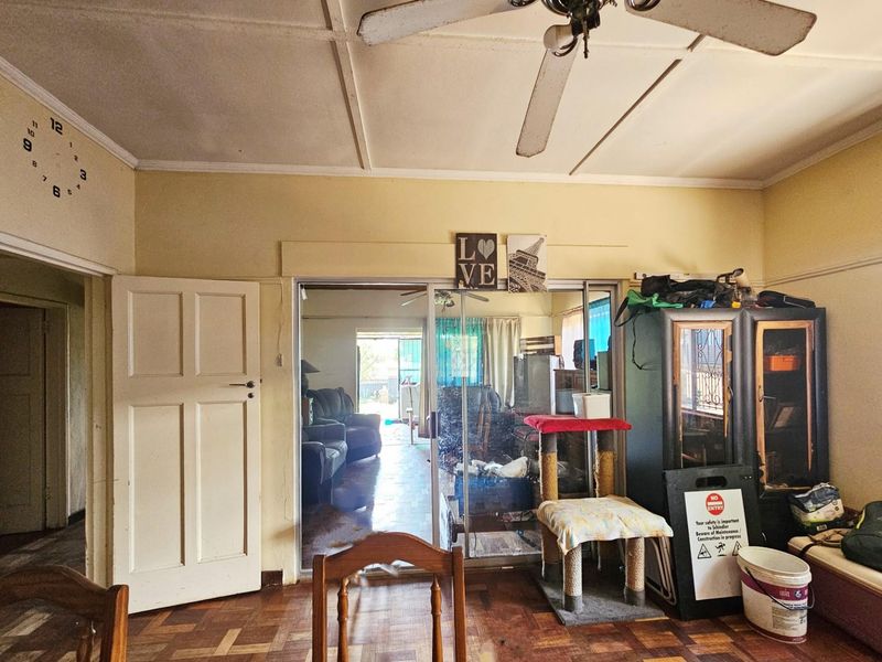 Two Full Houses, One Stand - Investor Opportunity in Capital Park - Photo 8