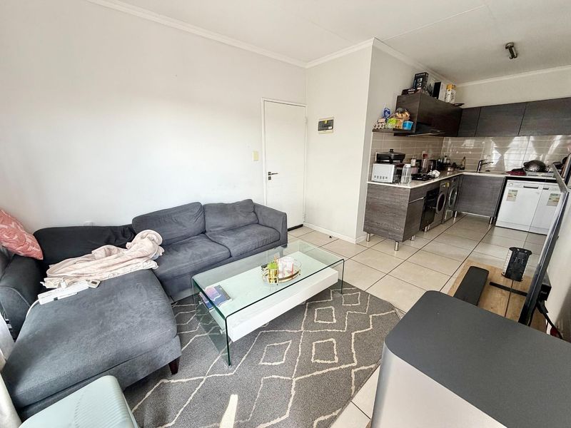 Apartment For Sale in Olivedale, Randburg - Photo 5